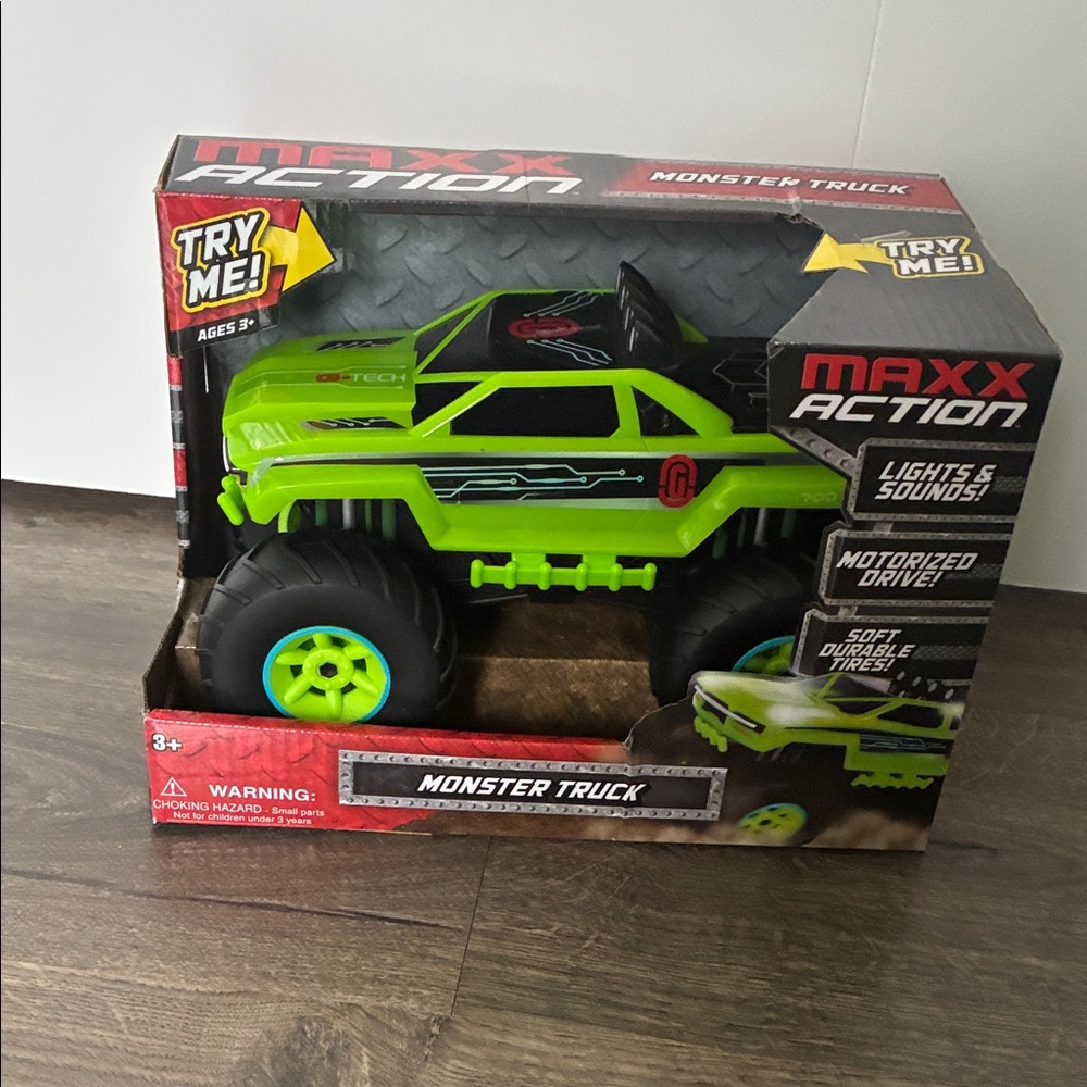 Maxx Action Monster Truck